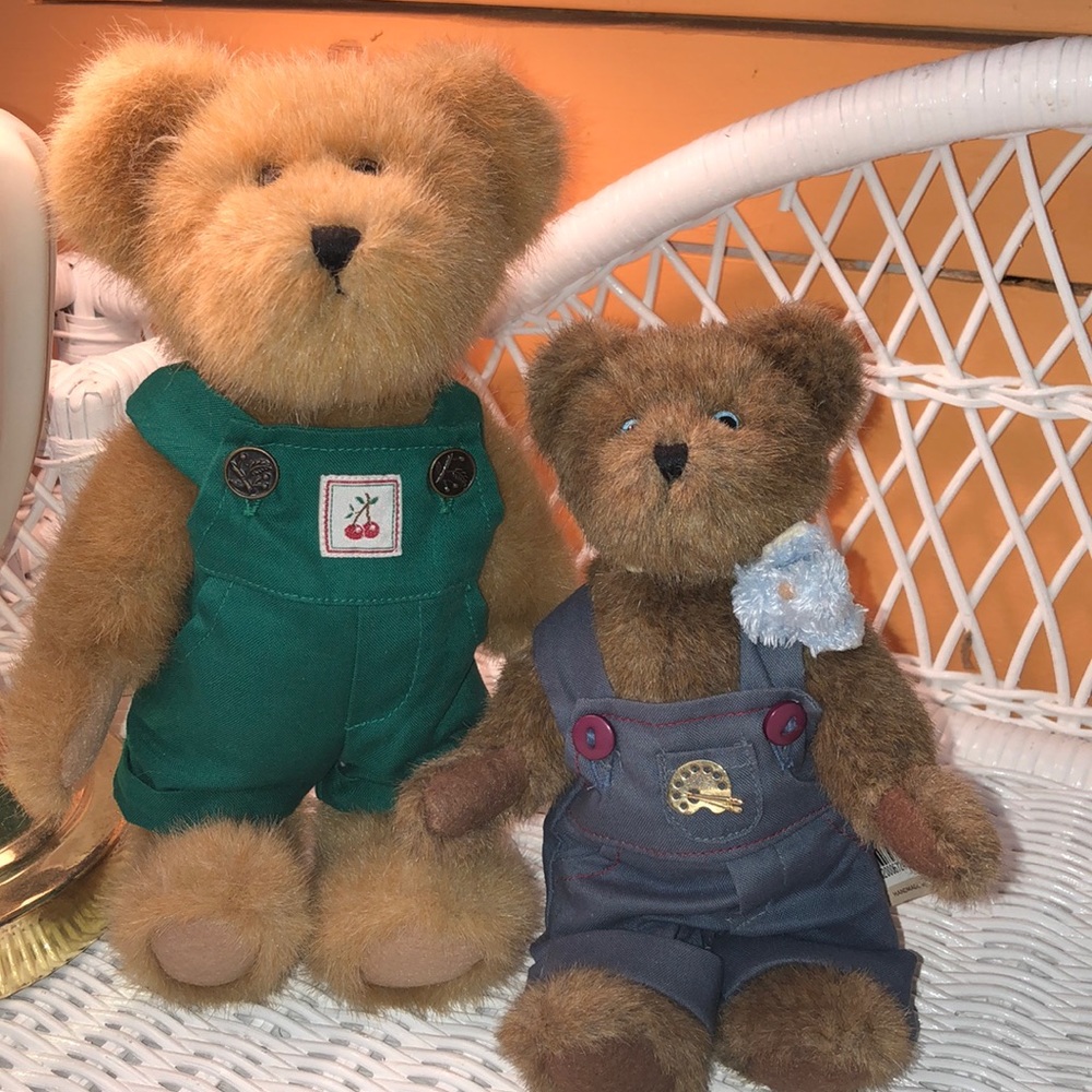 Boyd’s Bears Remas with Zip, & Friend